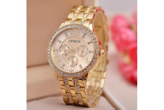 2019 New Famous Brand Gold Crystal Geneva Casual Quartz Watch Women